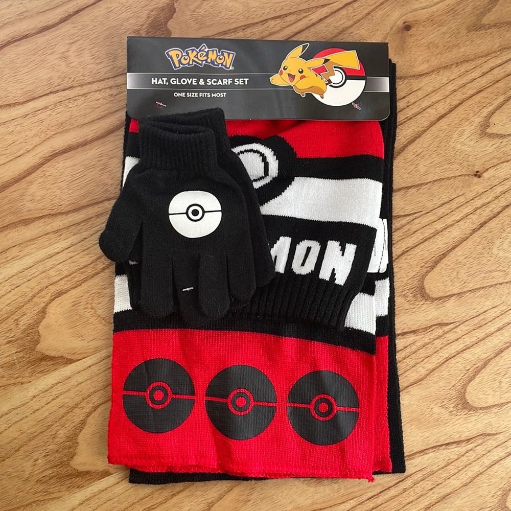 Pokémon hat, glove, scarf set